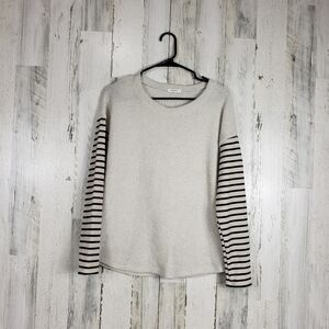 12 pm by mon ami sweater size small